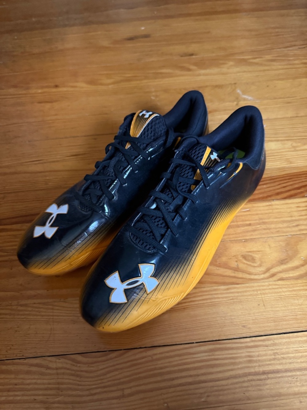 Under Armour Black and Yellow Men's Athletic Cleats